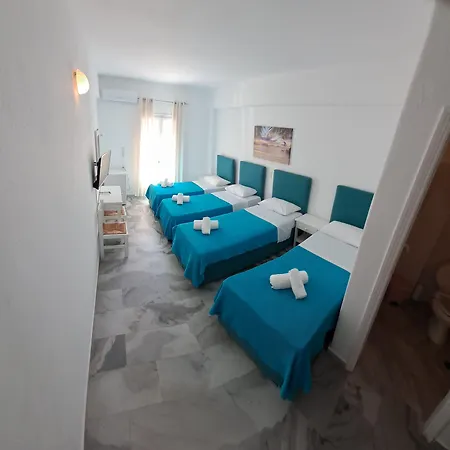 Oceanis 3* Páros