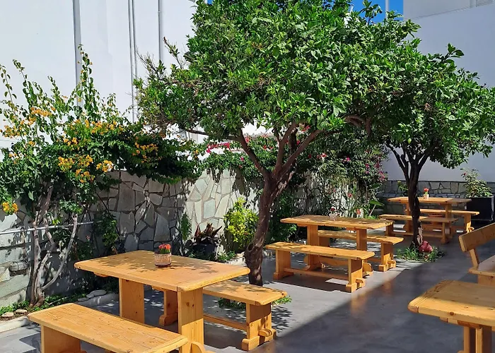 Oceanis 3* Parikia (Paros)